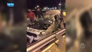 Acidente &eacute; registrado pr&oacute;ximo ao viaduto do Dia - Balan&ccedil;o Geral Manh&atilde;