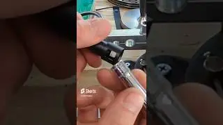 Как сделать быстроразъемный нейлоновый топливный шланг без специального инструмента #автомобиль #...
