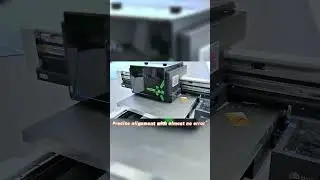 4 industrial I3200 heads! 🏭 Watch the vision-guided 6090 UV Printer's precision.
