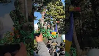 Liburan akhir tahun 2025 di tokyo disneyland🤩🎃#liburan #jalanjalan #shorts #fyp #trendingshorts