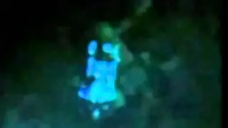 (((LEAKED!)) GIGANTIC HOAX Triangel ZOOM UFO PLASMA UFO BOMB LASER BEAM OVER NYC 2012.flv