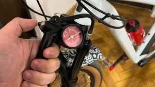 Tutorial pompă de suspensii pentru furcile de bicicleta pe aer 🎬