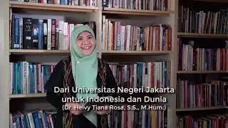 Helvy Tiana Rosa Baca Puisi Dies Natalis UNJ