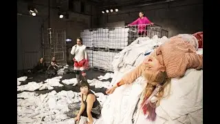 Und alle so still &ndash; Trailer Theater Konstanz