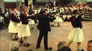 Τα μαύρα τα κλεφτόπουλα