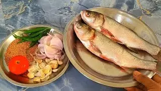 नदी के छोटी मछली बनाए प्लेट चाट कर खाए | small fish curry | small fish fry recipe |small fish recipe