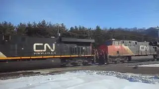 CN 2276 w/unit train (all CN power) 12/21/19