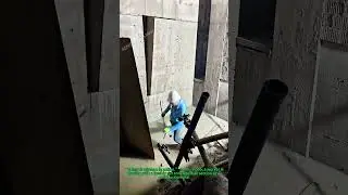 Worker Narrowly Avoids Falling Concrete Slab