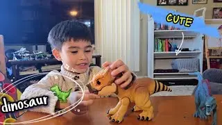Unboxing Aquilops Dolores ( Dinosaur Vlog )