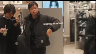 Brokiesshopping in shanghai