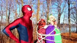 Frozen Elsa, Spiderman vs Crazy Clown W/ Anna Fun Superhero Movie in Real Life!
