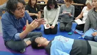 얼굴, 머리, 목의 순환과 얼굴축소의  토탈수기법입니다.