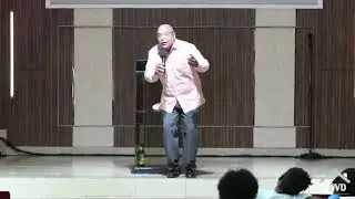EL CENTRO DE TODO - PASTOR CECILIO DOUGLAS