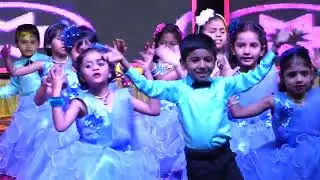 🎶 “Kheech Meri Photo” dance  Performed by: 1st A,B  students