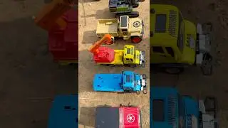 Toy videos track JCB car off-road videos