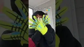 T1tan&rsquo;s Best-Selling Fluo Beast 3.0 Has Landed! 🔥🧤 Thoughts? #t1tan #gloves #goalkeeper #gkunion