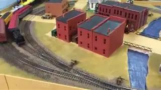 AHM Rivarossi Dockside Switcher Steam Engine Pulling a Central Pacific Passenger Train HO Scale