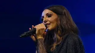Linda Mertens Walk on water live @Regi The Return