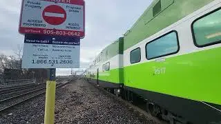 Mp40ph 602 ariving into mimico to toronto union #gotransit 