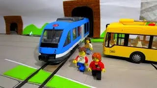 Dickie Toys City Train Articulated Trolleybus