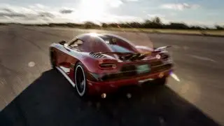 180mph Koenigsegg Agera R Fly By - /DRIVE MOMENTS