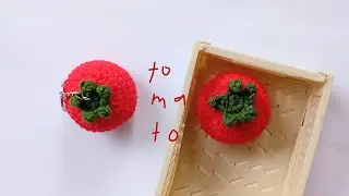 tomato crochet 🍅 easy and cute pattern for diy plushie keychain ☺️
