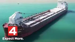 Power failure leaves freighter traveling on Detroit River stranded near Belle Isle