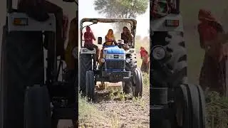 Rajasthani Women Driving a Tractor in the Fields 🚜🌾 | Power, Progress, and Pride of Rural India! 💪🌸