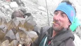 Gemstone Mining | Largest Quartz Crystal Pocket | World Famous Quartz Mine