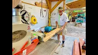 LIVE! RIPPING some cedar panels on the Grizzly Straight Line Rip Saw. Fun!