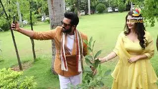 Santhanam and Surbhi Exclusive Visuals @ DD Returns Press Meet | IndiaGlitz Telugu