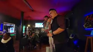 Fercho y Rolando en vivo BAR RESTAURANTE CORMORAN san cristobal gal&aacute;pagos.
