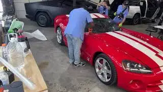 2006 Dodge Viper Time Lapse of WindshieldSkin Install