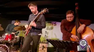 David Preston Trio  - live at The Marr's Bar