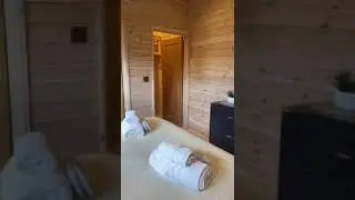 Ashlea Pools Lodges, Blossom VIP