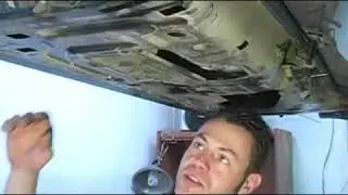 How to Remove the Vent Assembly on a Lift Gate
