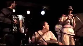 Estradasphere & Farmers Market - Song medley 12/7/02