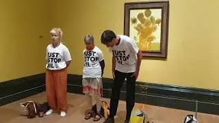 Just Stop Oil Activists Throw Soup on Van Gogh's Sunflowers After Two Fellow Protesters Are Jailed