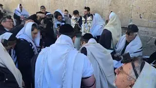 Bar Mitzv&aacute; de Nisim, mi primito en ek #kotel Muro de los lamentos