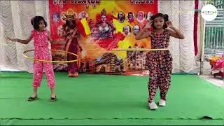 Stage performance with hula hoop