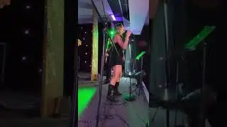 Party Band With Female Vocals in London - Pop Triangle
