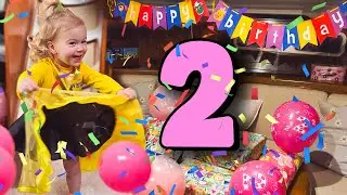 Raw & Unfiltered Boat Life: Charlie&rsquo;s 2nd Birthday! | DAILY VLOG (19/30)