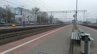 EP09 - 015 EIC Sobieski podstawia się w perony stacji Gdynia Glowna.