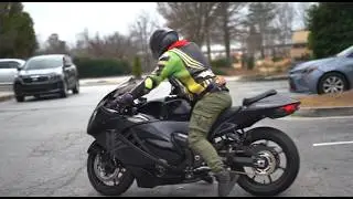 Hayabusa Test Ride Turns Into a Ducati Showdown (V4R vs 2025 Panigale)