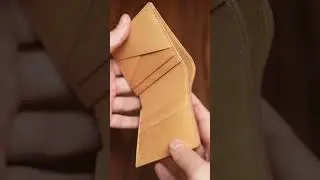Compact Bifold in Leder Ogawa Shell Cordovan