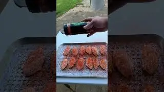 Testing out Record Rack BBQ&rsquo;s Thunder Chicken rub on some competition style chicken wings