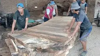 From Giant Log to Smooth Board &ndash; INSANE Wood Cutting