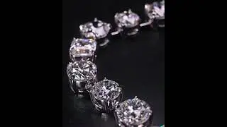 Drake creates a necklace out of 42 engagement rings 💍