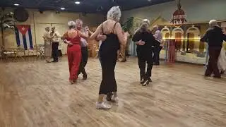 Social dancing 4 @ Tango voor ontbijt 4/1/2026