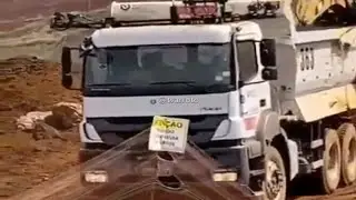 Vale adota o uso de caminh&otilde;es 100% aut&ocirc;nomos da Barbosa Mello | TV Arroto